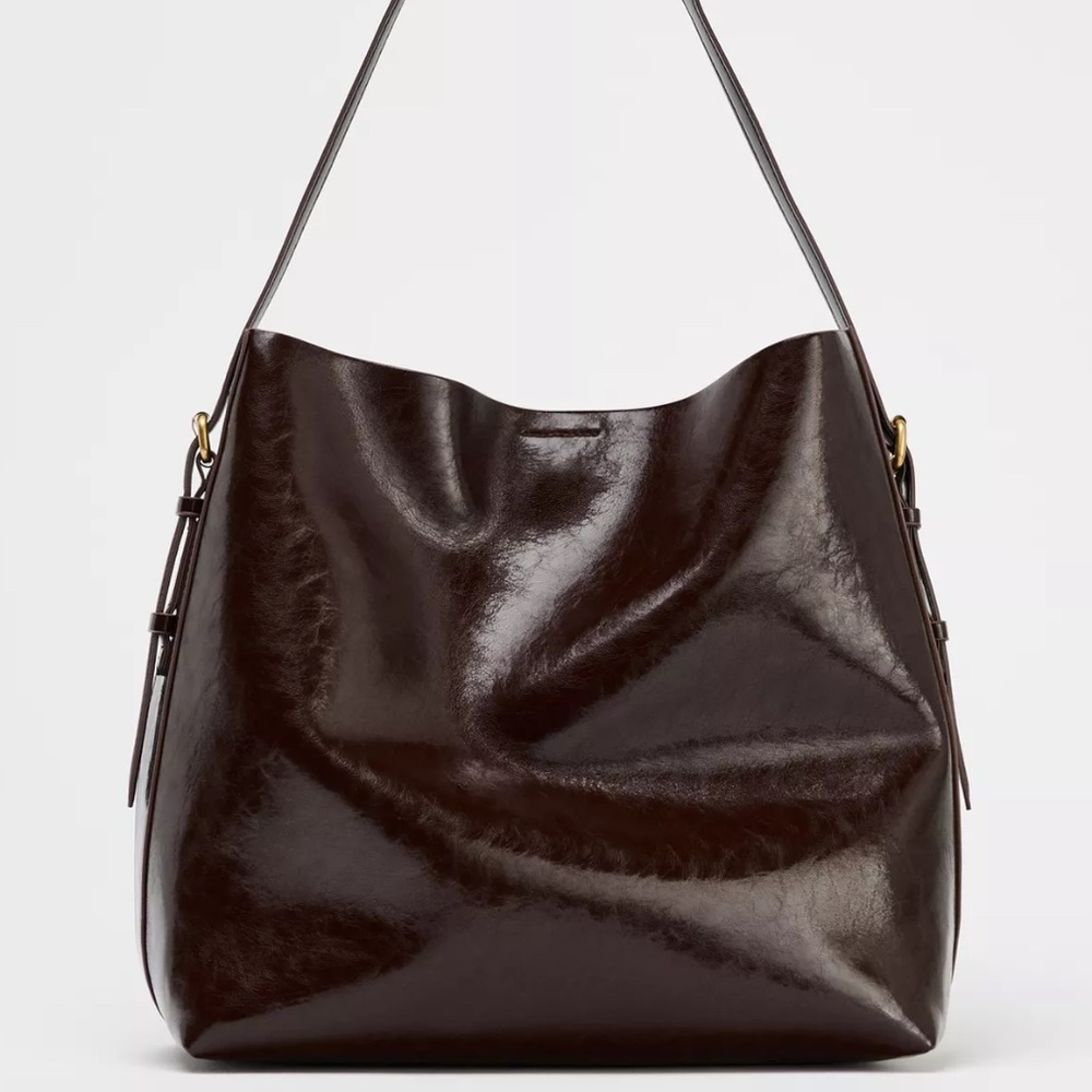 Zara Bucket bag